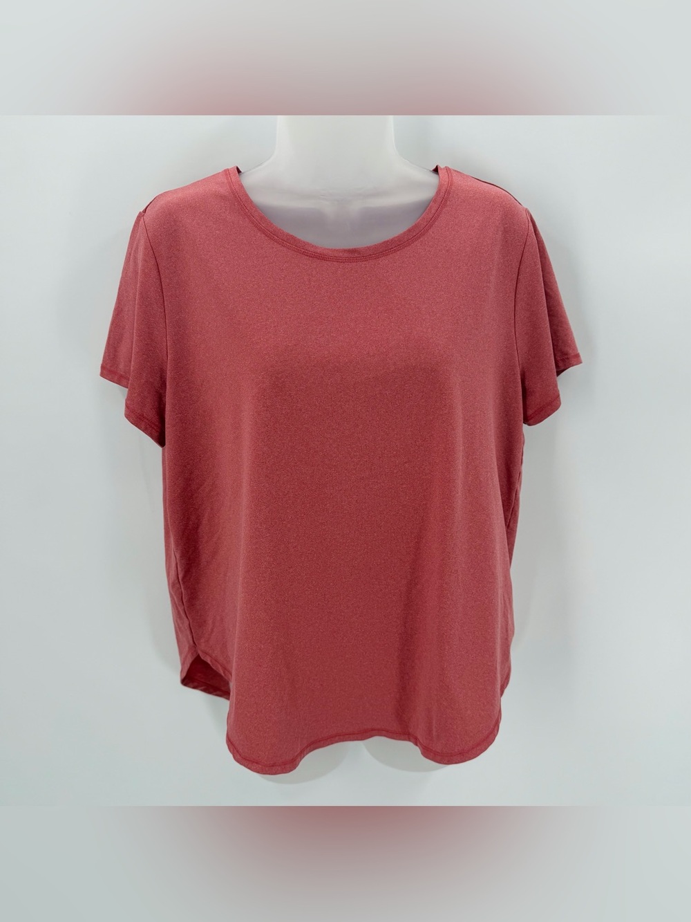 All In Motion Tee Women’s XL Short Sleeve Workout Activewear Top READ